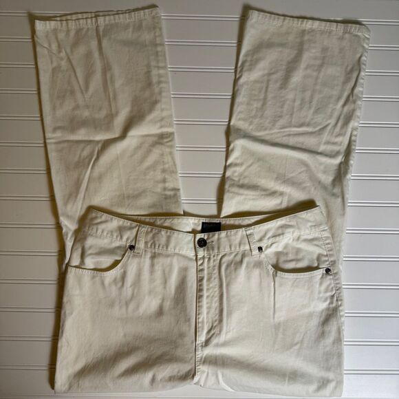 Additions by Chico’s Ivory Straight Leg Pants Women’s Size 3.5 Short - Picture 1 of 5